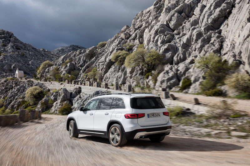Illustration for article titled The Mercedes-Benz GLB Can Seat Seven Without Being Grotesquely Enormous